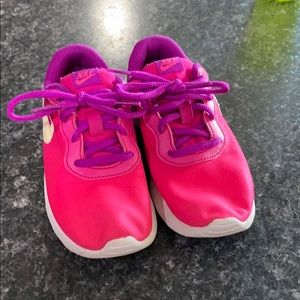 Girls Nike shoes